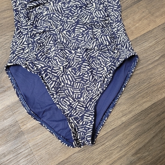 Bond-eye Australia multi one piece swimsuit size 4 - Picture 3 of 8